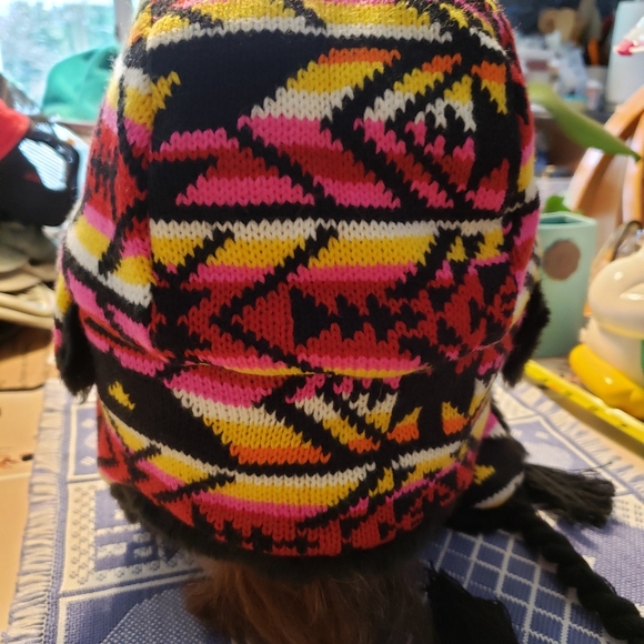 Woman's Winter Check Trapper Hat - Picture 3 of 13